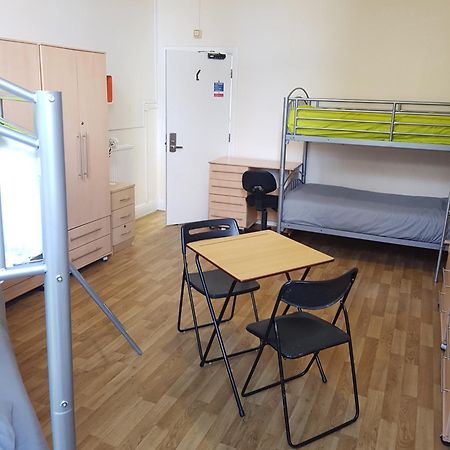 ロンドン Belsize Houseホステル 部屋 写真