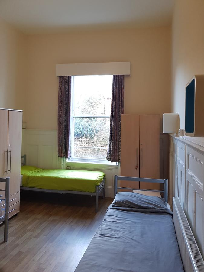 ロンドン Belsize Houseホステル 部屋 写真